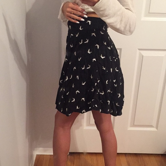 3/$15 Dynamite skirt - Picture 2 of 4